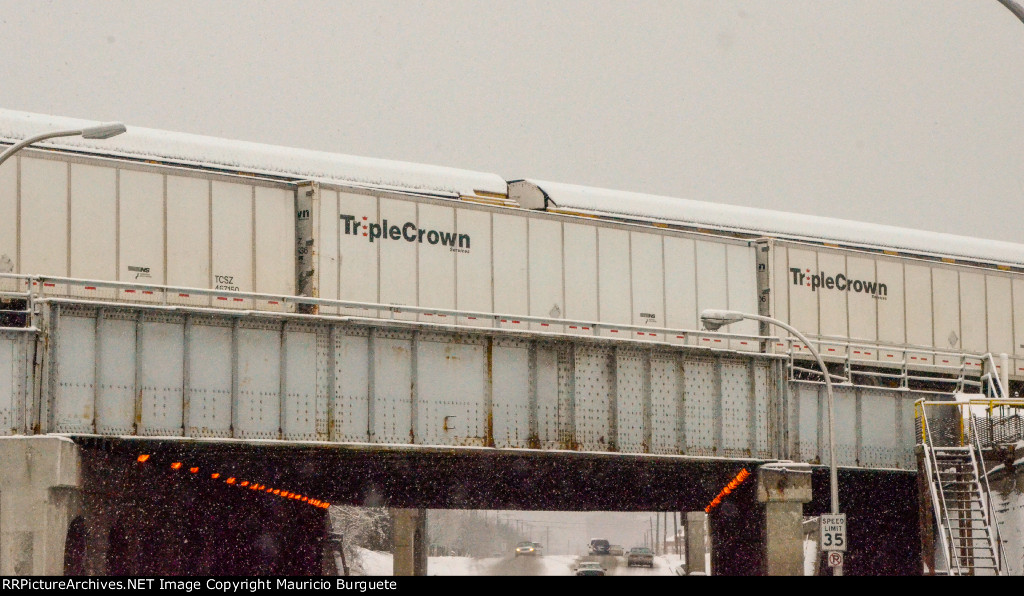 TCSZ Roadrailers on the bridge